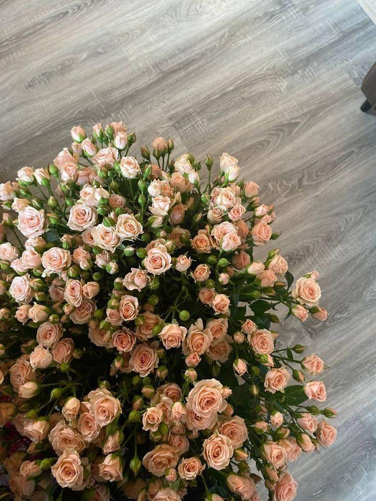 Fresh Frame Circle workshop space where corporate flower arrangements are designed and prepared for business delivery